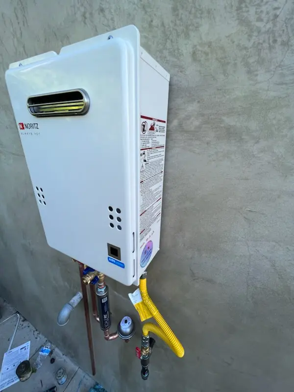 Tankless water heater installation for Solon homes
